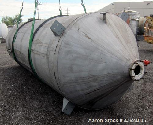 Used Springs Fabrication Product Hopper/Silo, 739.44 cubic feet (5533 gallon), 304 stainless steel, vertical. Approximately 78" diameter x 236" straight side. Flat welded top, 48" coned bottom, rated...