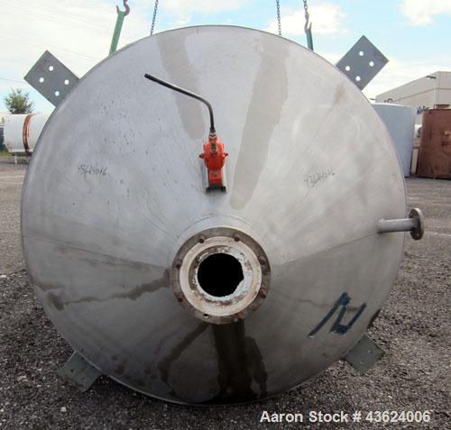 Used Springs Fabrication Product Hopper/Silo, 739.44 cubic feet (5533 gallon), 304 stainless steel, vertical. Approximately 78" diameter x 236" straight side. Flat welded top, 48" coned bottom, rated...