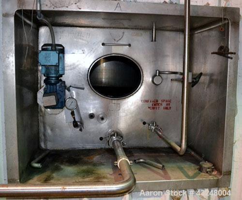 Used St. Regis Jacketed Silo, 4009 Cubic Feet (30,000 Gallon), Stainless Steel. Approximate 144" Diameter x 36' tall. Dished top, sloped bottom. Insulated with carbon steel sheathing. Dimple jacket r...