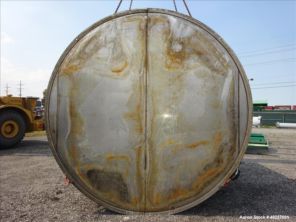 Used Stainless Process Equipment Inc. 2-Compartment Tank, 10,750 Gallon, 304 St