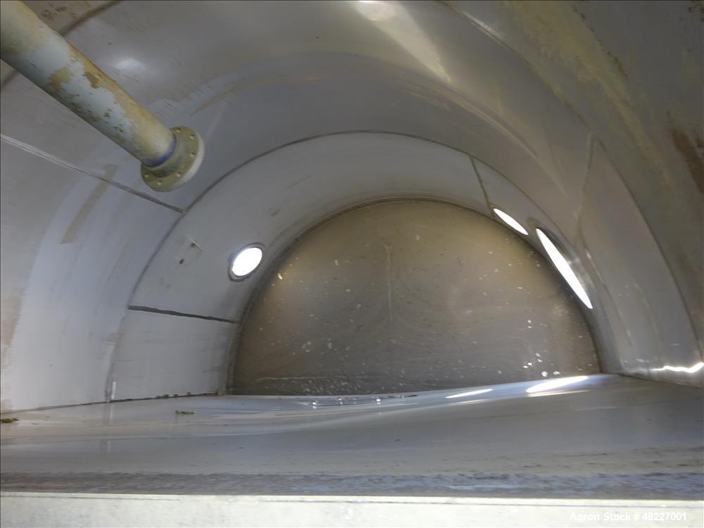 Used Stainless Process Equipment Inc. 2-Compartment Tank, 10,750 Gallon, 304 St