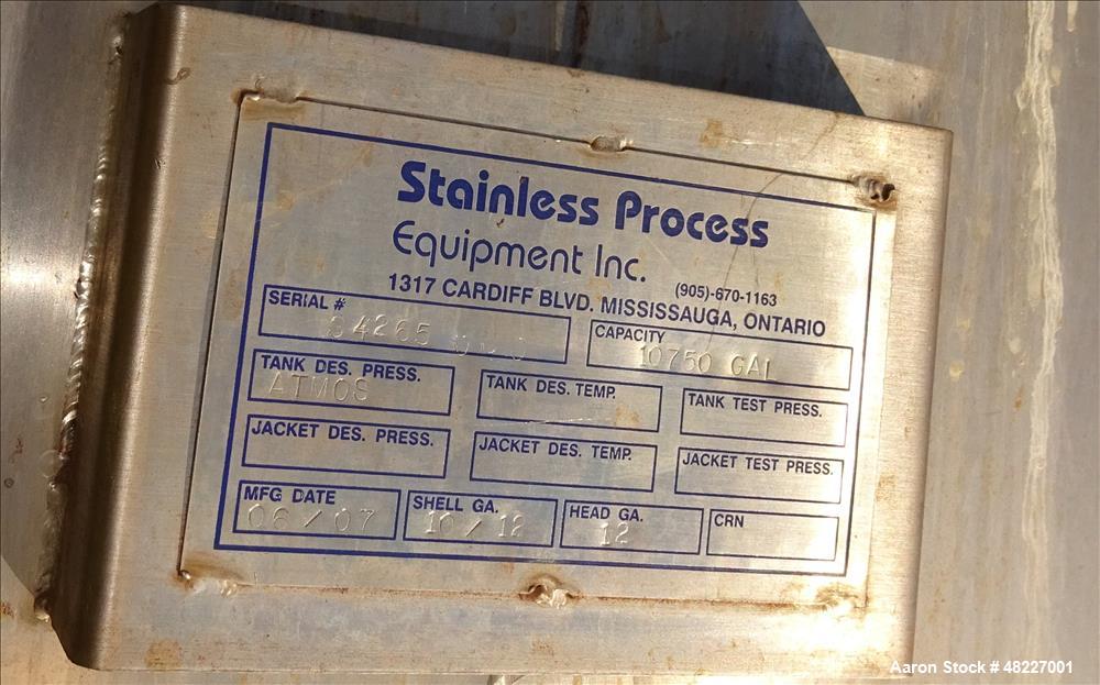 Used Stainless Process Equipment Inc. 2-Compartment Tank, 10,750 Gallon, 304 St