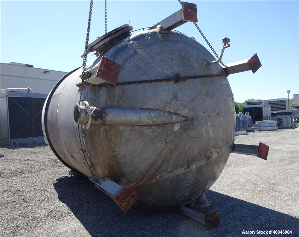 Used T.C.K. Steel Fabrication Inc. Tank, 9,000 Gallon, 304 Stainless Steel, Ver