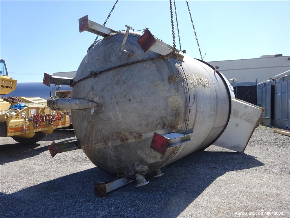Used T.C.K. Steel Fabrication Inc. Tank, 9,000 Gallon, 304 Stainless Steel, Ver
