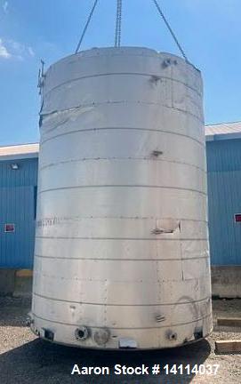 Stainless Steel 8,000 Gallon Vertical Tank