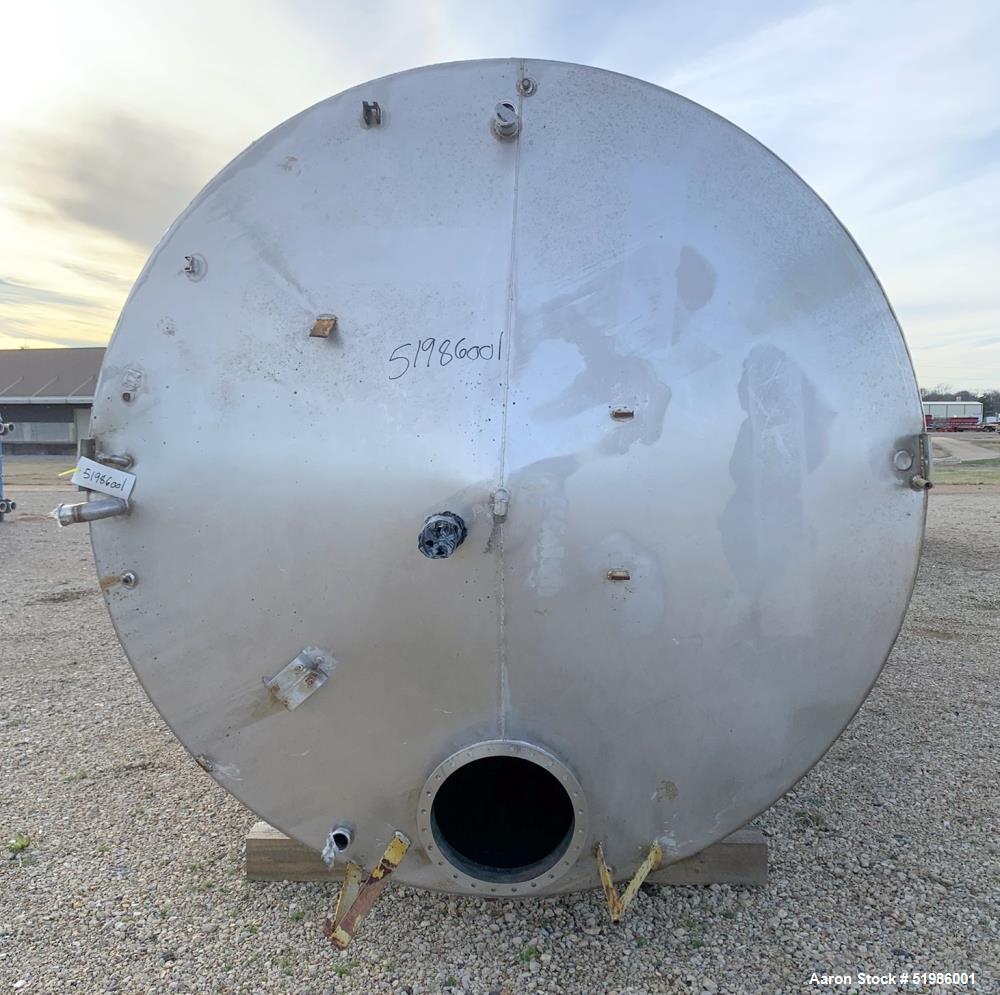 8,000 Gallon Stainless Steel Vertical Tank