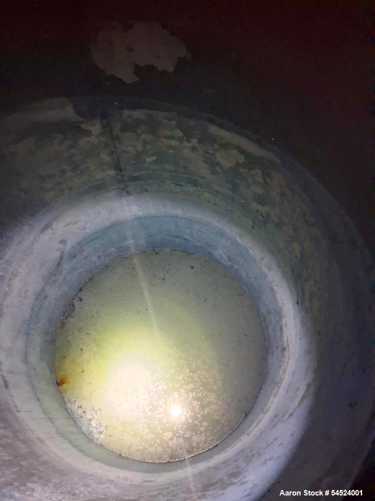 Used 5,000 Gallon Stainless Steel Tank – Vertical Storage Vessel – 90" Diameter x 170" Tall