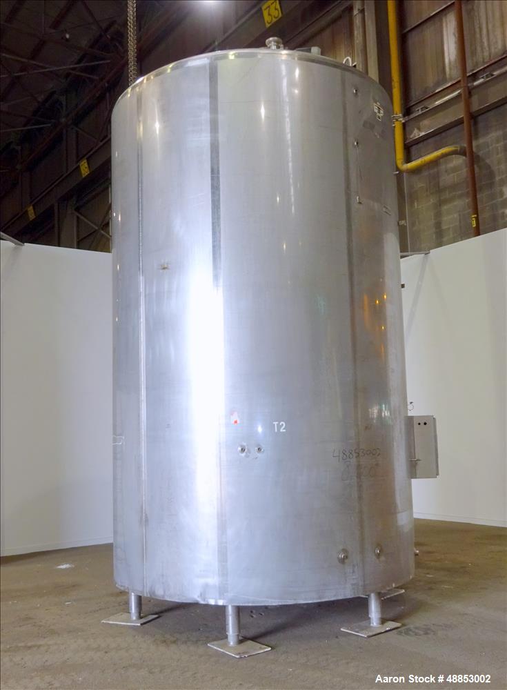 Used Walker Jacketed Tank. 6000 Gallon, Vertical 304 Stainless Steel.
