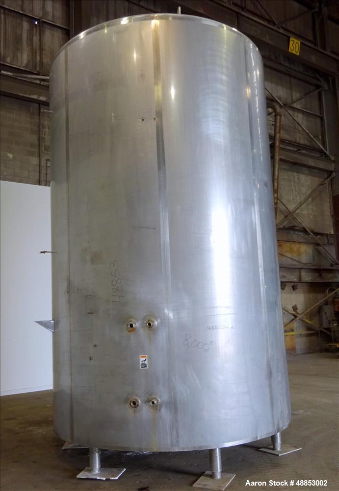 Used Walker Jacketed Tank. 6000 Gallon, Vertical 304 Stainless Steel.