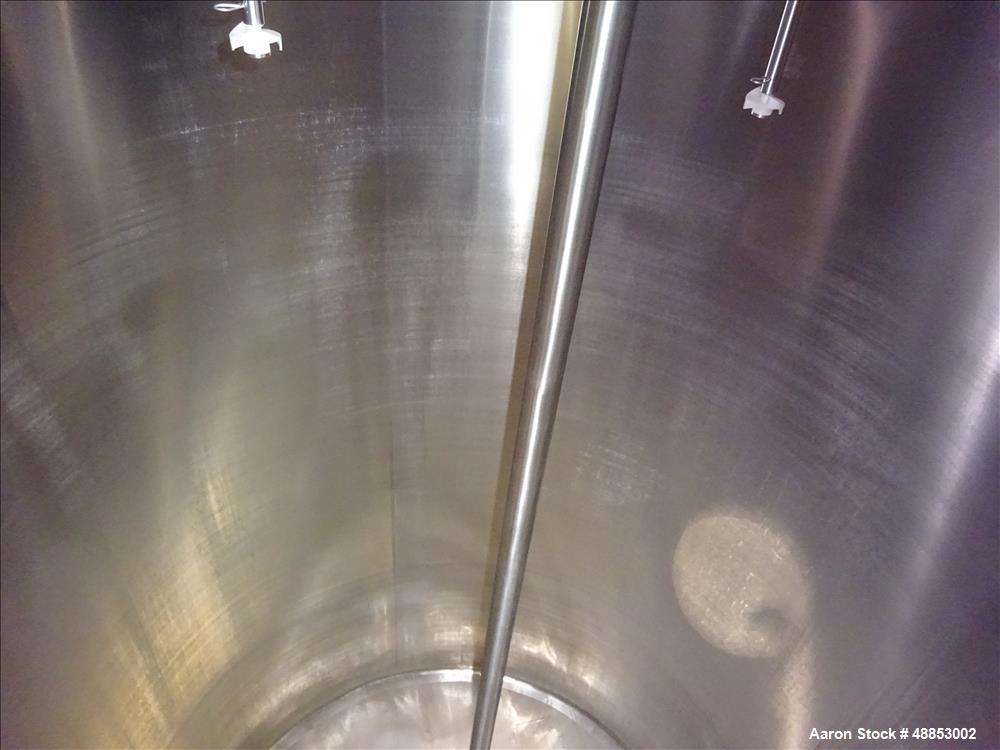 Used Walker Jacketed Tank. 6000 Gallon, Vertical 304 Stainless Steel.