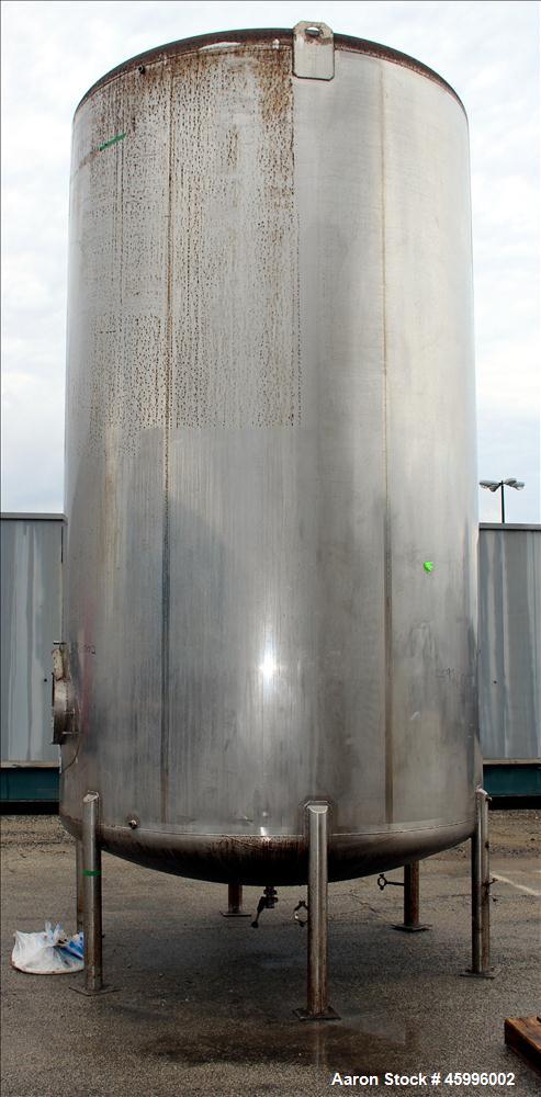 Used Walker Stainless Tank, Model SS, 6,000 Gallon, 304 Stainless Steel, Vertical. 102" Diameter x 168" straight side. Dished top and bottom heads. Internal rated atmospheric psi at ambient degrees F...