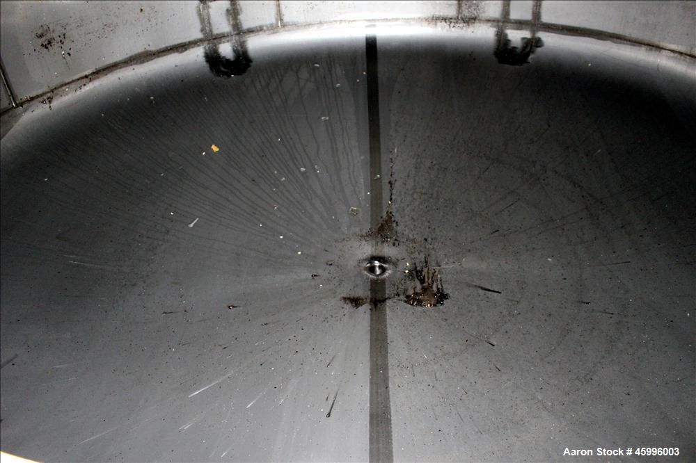 Used Walker Stainless Tank, Model SS, 6,000 Gallon, 304 Stainless Steel