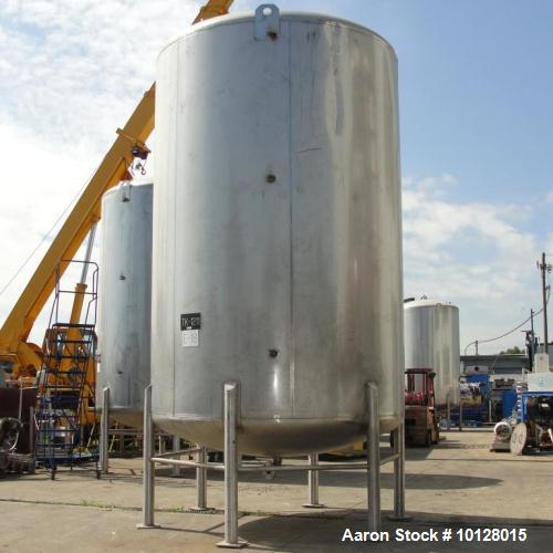 Used Walker 5000 Gallon 304 Stainless Steel Vertical Tank. This tank has a dome top and a dish bottom. The tank diameter is 102", the overall height is 210", the dome top is 18", the dish bottom is 1...