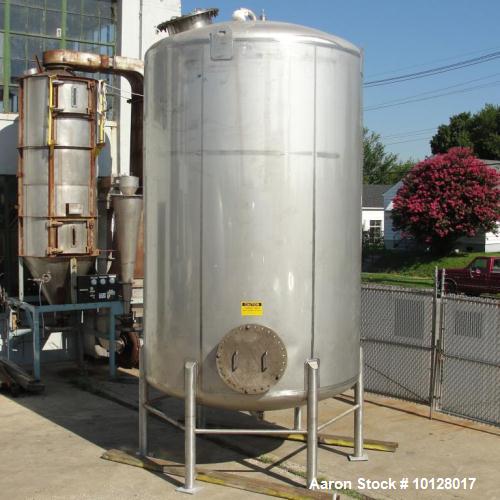 Used- Walker 5000 Gallon Vertical 304 Stainless Steel Tank. This tank has a dome top and a dish bottom. The tank diameter is...