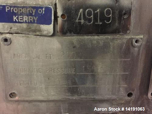 Used 10,000 Gallon Walker Stainless Steel Jacketed Mix Tank. T316 SS inner shell. T304 SS Jacket. Model 8316-6. Dimensions 136" ID x 153" straight side. 242" OAH. Jacket rated 150psi at 300F. Insulat...