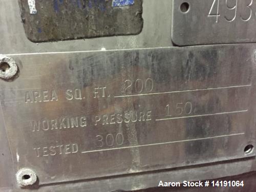 Used 10,000 Gallon Walker Stainless Steel Jacketed Mix Tank. T316 SS inner shell. T304 SS Jacket. Model 8316-4. Dimensions 136" ID x 153" straight side. 242" OAH. Jacket rated 150psi at 300F. Insulat...