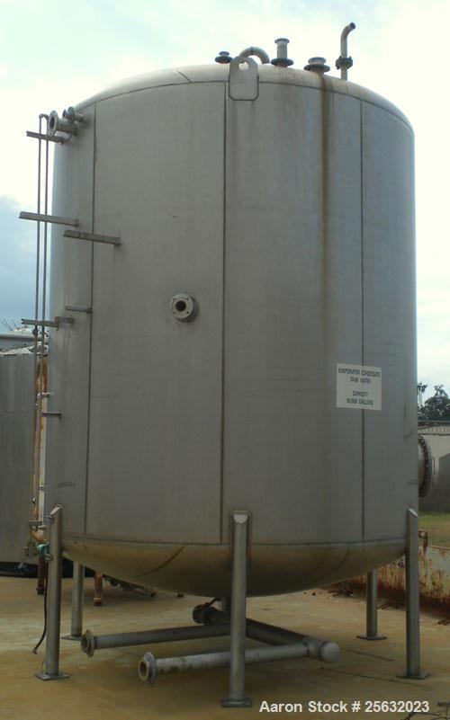 Used- Walker Storage Tank, 10,000 Gallon, 304L stainless steel, vertical. Approximate 138" diameter x 144" straight side, di...