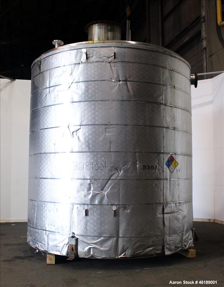 Used Walker 8500 Gallon Stainless Tank