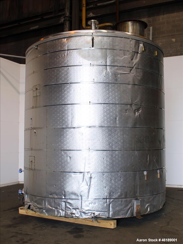 Used Walker 8500 Gallon Stainless Tank