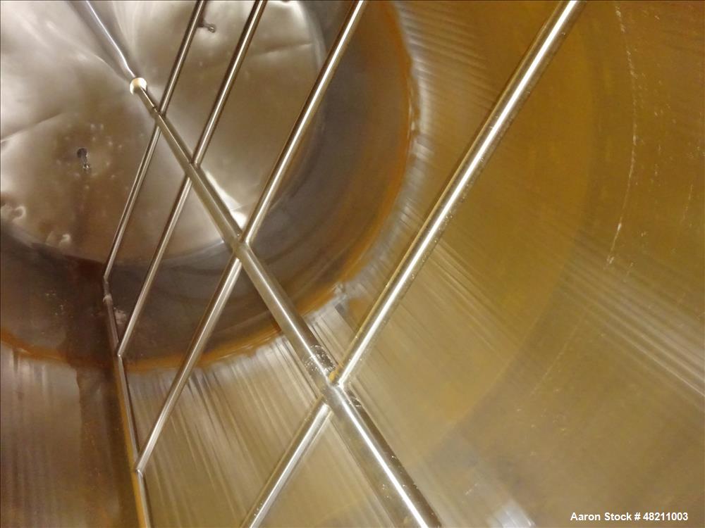 Used Walker Jacketed Tank, 10,000 Gallon, 304 Stainless Steel, Vertical.