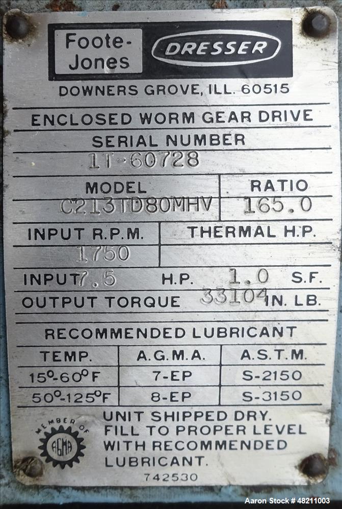 Used Walker Jacketed Tank, 10,000 Gallon, 304 Stainless Steel, Vertical.