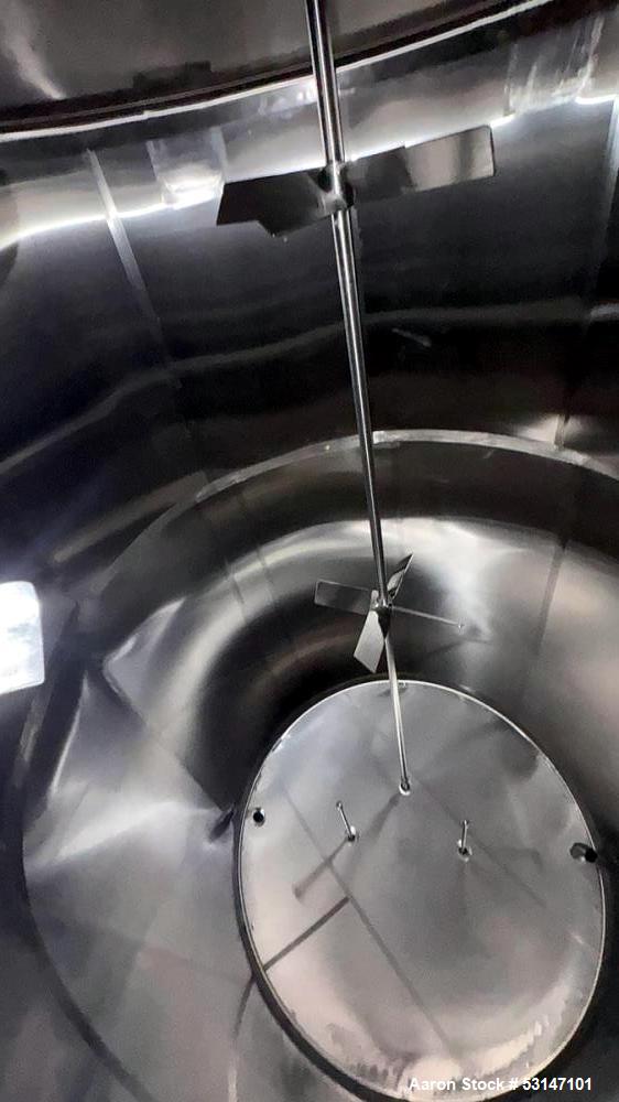 10,000-Gallon Watson Metal Masters Stainless Steel Mixing Tank with Agitator | Insulated Beverage Blending Vessel