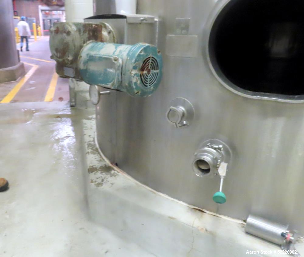 Used Waukesha Cherry Burrell 5,000 Gallon 316L Stainless Steel Vertical Insulate