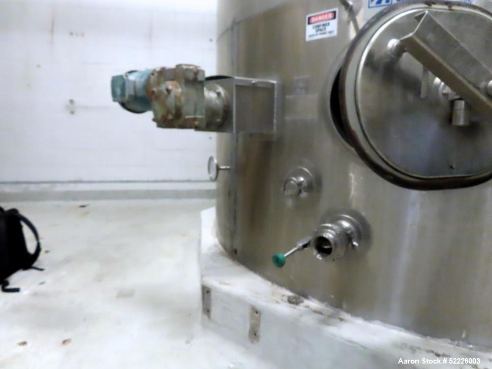 Used Waukesha Cherry Burrell 5,000 Gallon 316L Stainless Steel Vertical Insulate