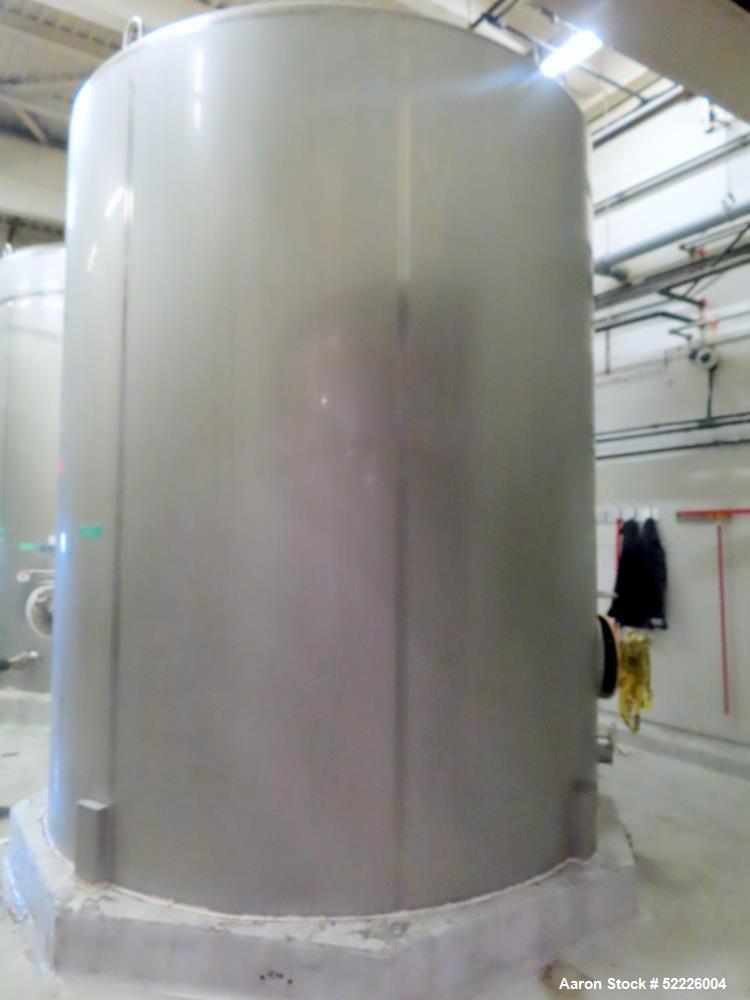 Used Waukesha Cherry Burrell 5,000 Gallon 316L Stainless Steel Vertical Insulate