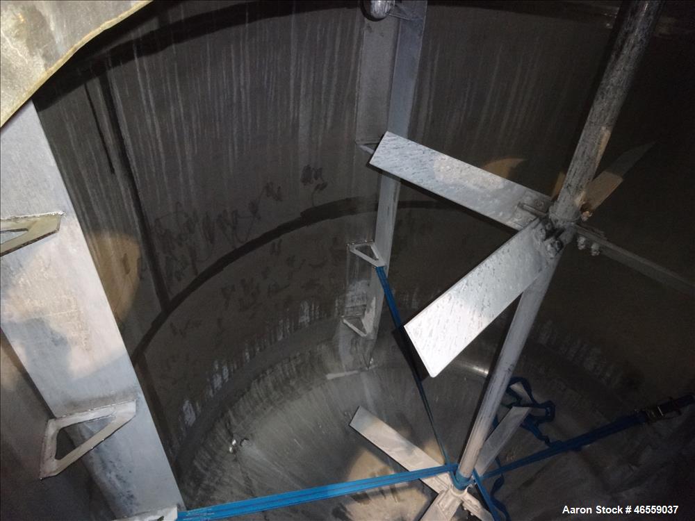 Used Zero Manufacturing Mixing Tank, Model ZS, 6,000 Gallon, 316 Stainless Steel, Vertical. Approximate 120" diameter x 112" straight side. Single Shell, Insulated, dished top and bottom. Carbon stee...