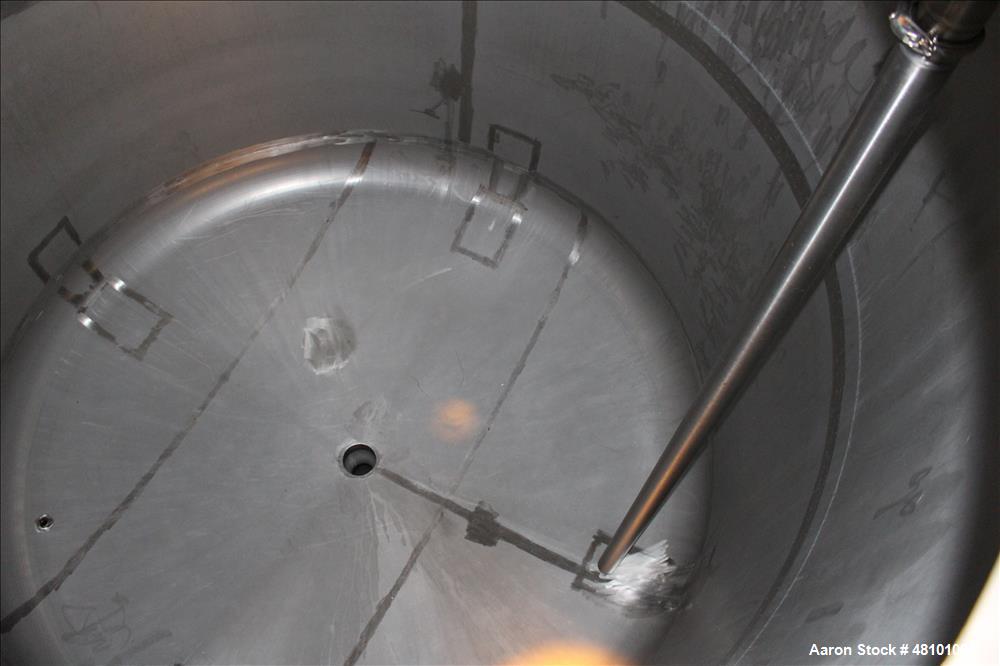Used Zero Manufacturing Tank, Model ZS, 6,000 Gallon, 316 Stainless Steel, Vertical. Approximate 120" diameter x 112" straight side. Single shell, insulated, dished top and bottom. Opening top: 24" m...