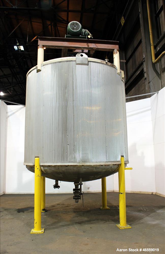 Used Zero Manufacturing Mixing Tank, 6,000 Gallon, 316 Stainless Steel, Vertical. Approximately 120" diameter x 106" straight side. Dished Top, Dish Bottom. Single Shell, Insulated. Carbon steel I-be...
