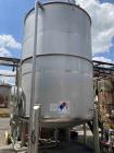 Used 10000 Gallon 304L Stainless Steel Vertical Tank