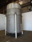 Used Tank, 5,500 Gallon, 304 Stainless Steel, Vertical.