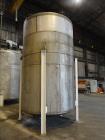 Used Tank, Approximate 5,900 Gallon, 304 Stainless Steel, Vertical