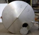Used Tank, Approximate 8,000 Gallon, 304 Stainless Steel, Vertical.