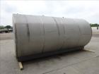 Used Tank, Approximate 5000 Gallon, Stainless Steel, Horizontal.
