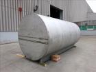 Used Tank, Approximate 5000 Gallon, Stainless Steel, Horizontal.
