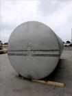 Used Tank, Approximate 5000 Gallon, Stainless Steel, Horizontal.