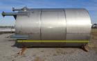 Used Tank, 8,000 Gallon,304 Stainless Steel, Vertical. 