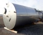 Used Tank, 8,000 Gallon, 304 Stainless Steel, Vertical.