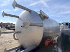 Industrial 304 Stainless Steel Tank – 7,500 Gallon, Vertical, Leg Mounted
