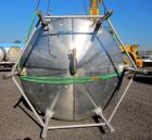 Used Cherry Burrell 5000 Gallon 304 Stainless Steel Mix Tank. Type CV. Approx. 8' Diameter x 12' 6