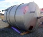 Used Perry Products Tank, 5,200 Gallon, Model VCWX, 304 Stainless Steel, Vertical. Approximate 106