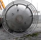 Used Robert Mitchell Pressure Tank, 10,000 Gallon, 316L Stainless Steel, Vertical. Approximate 120