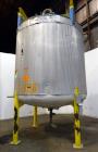 Used Zero Manufacturing Mixing Tank, Model ZS, 6,000 Gallon, 316 Stainless Steel, Vertical. Approximate 120