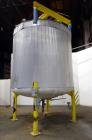 Used Zero Manufacturing Mixing Tank, Model ZS, 6,000 Gallon, 316 Stainless Steel, Vertical. Approximate 120