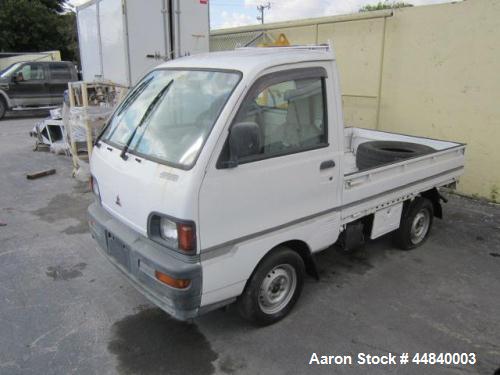 Used Mitsubishi V-U42THNDV Utility Vehicle