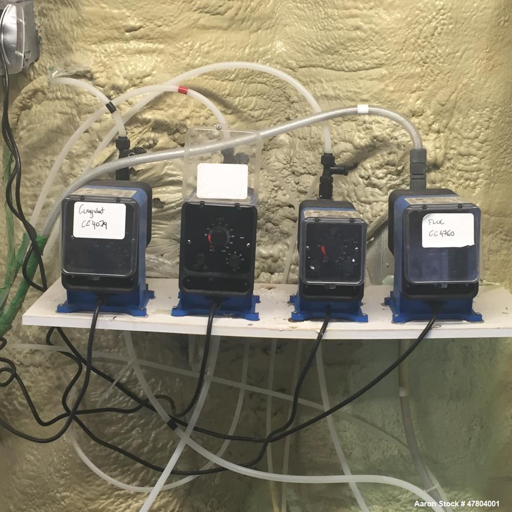 Used Ellis Dissolved Air Flotation (DAF)System, Model DAF-20. V bottom solids chamber, 304 SS. Ferris wheel type skimmer, complete with main tank. Chemical serpentine injection system with flow meter...
