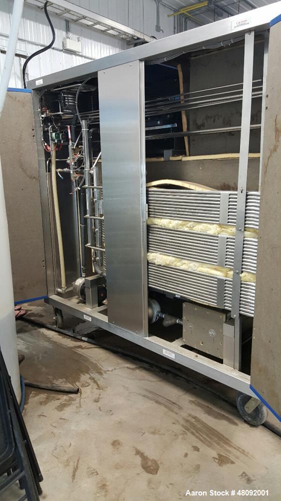 Used Norland Vapor Compression Commercial Distiller, Model s VC6000. 6,000 Gallons (22,800 L) distilled water per day. 1,000 Gallons (3,800 L) reject water per day. 0.085 Per gallon (0.022 L) Kw/H of...